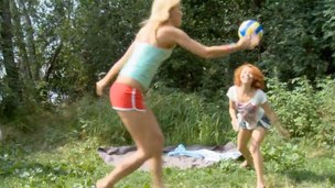 Curly redhead and blonde teen babes drilled outdoors calculation up