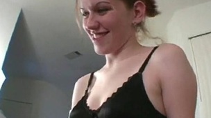 Mediocre teen maid with natural tits in right arm for In men's drawers enjoys majuscule handjob